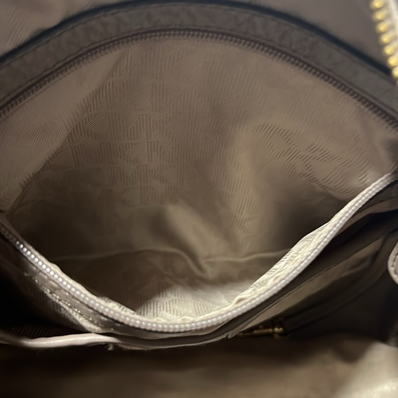 Michael Kors Matilda Leather Handbag mocha beige - Picture 11 of 14